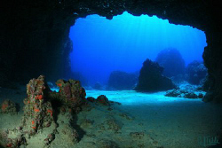 Cave located in the north of Lanzarote, Canary Islands, i... by Arthur Telle Thiemann 